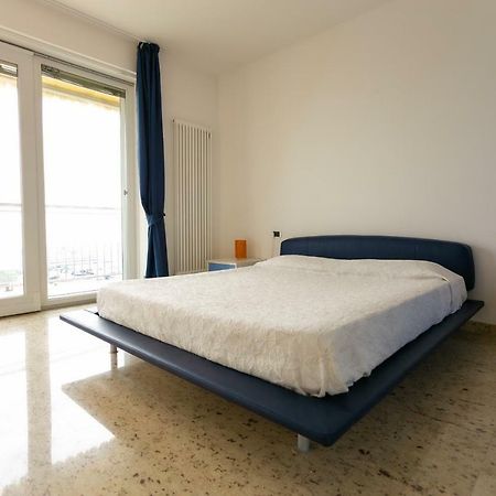 Le Murrine Frontemare Apartment Seaview Sottomarina Buitenkant foto