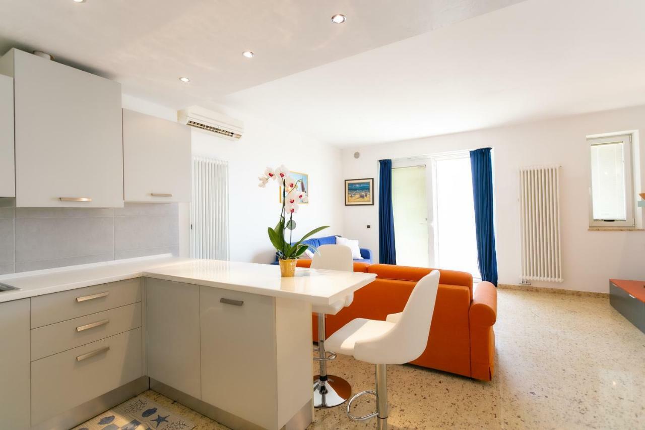 Le Murrine Frontemare Apartment Seaview Sottomarina Buitenkant foto